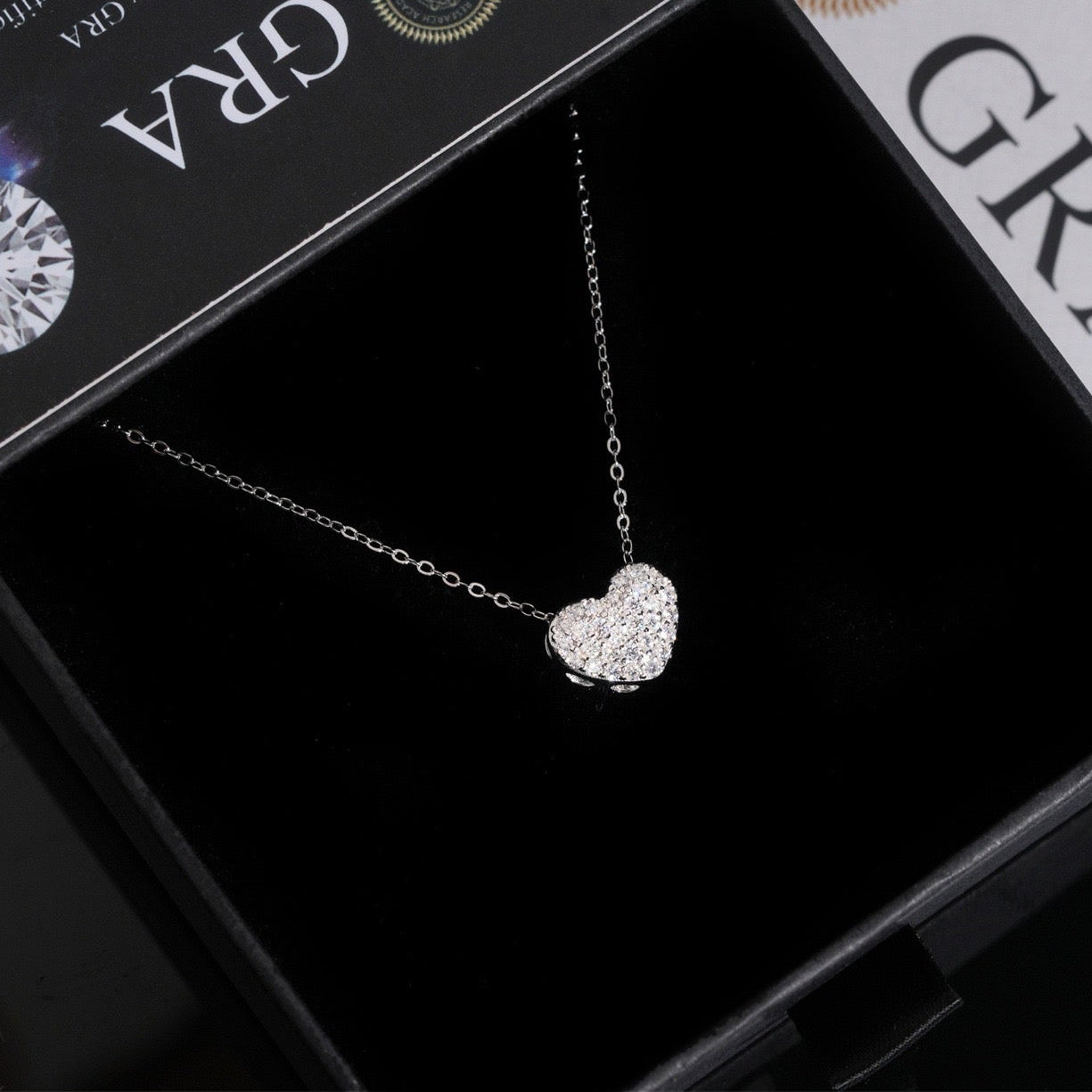 Heart Pavé Pendant Necklace